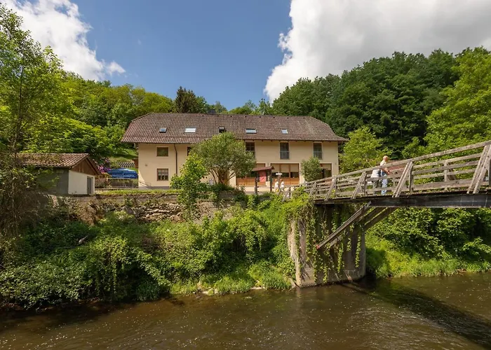 Zur Triftsperre 3*